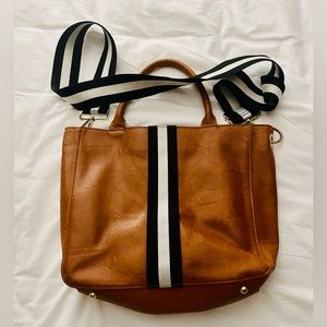 Social Threads Cross Body - Medium Size